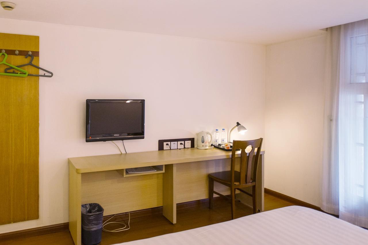Motel Huzhou Hongqi Road Екстериор снимка
