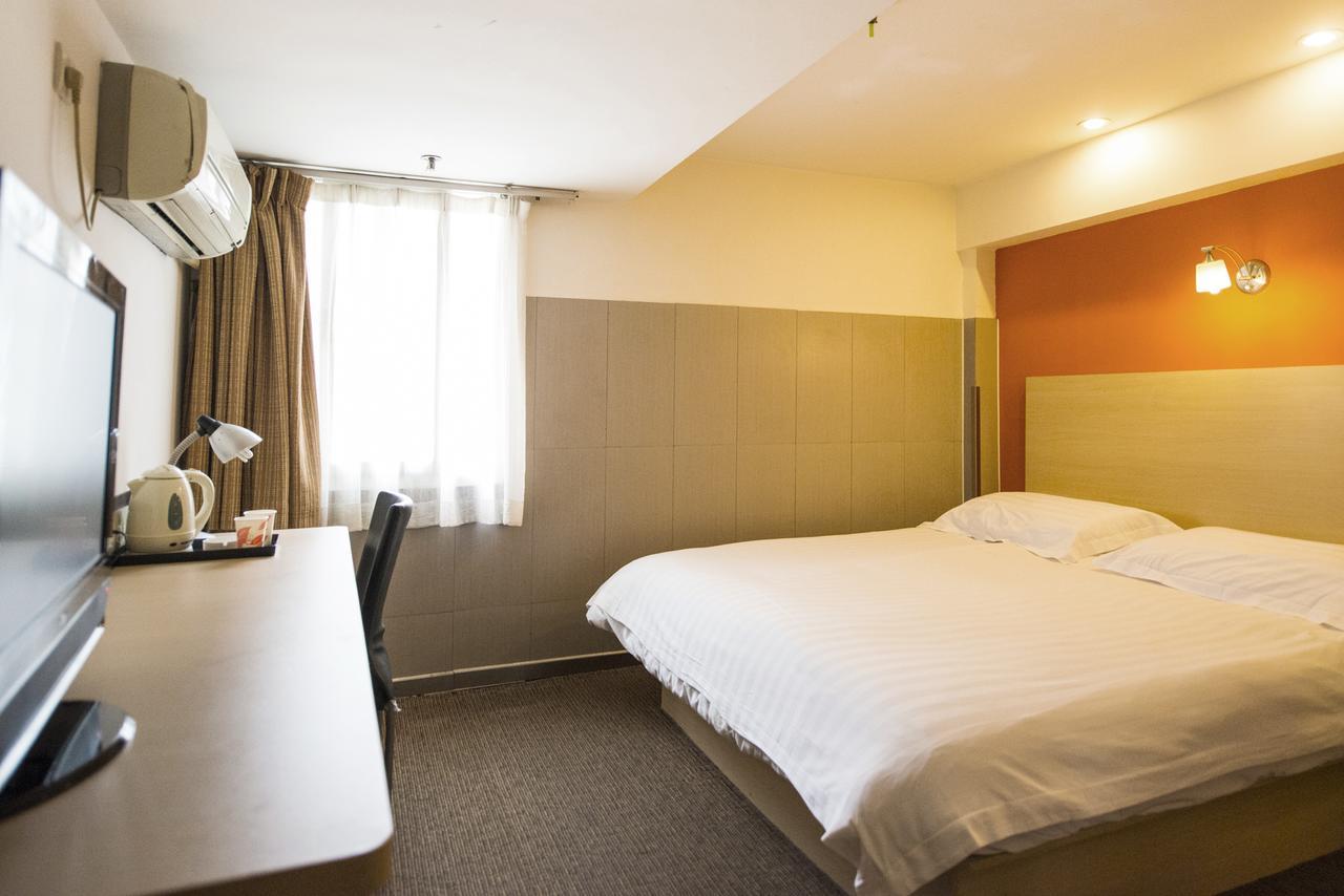 Motel Huzhou Hongqi Road Екстериор снимка