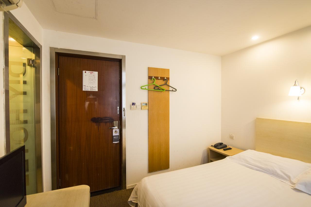 Motel Huzhou Hongqi Road Екстериор снимка
