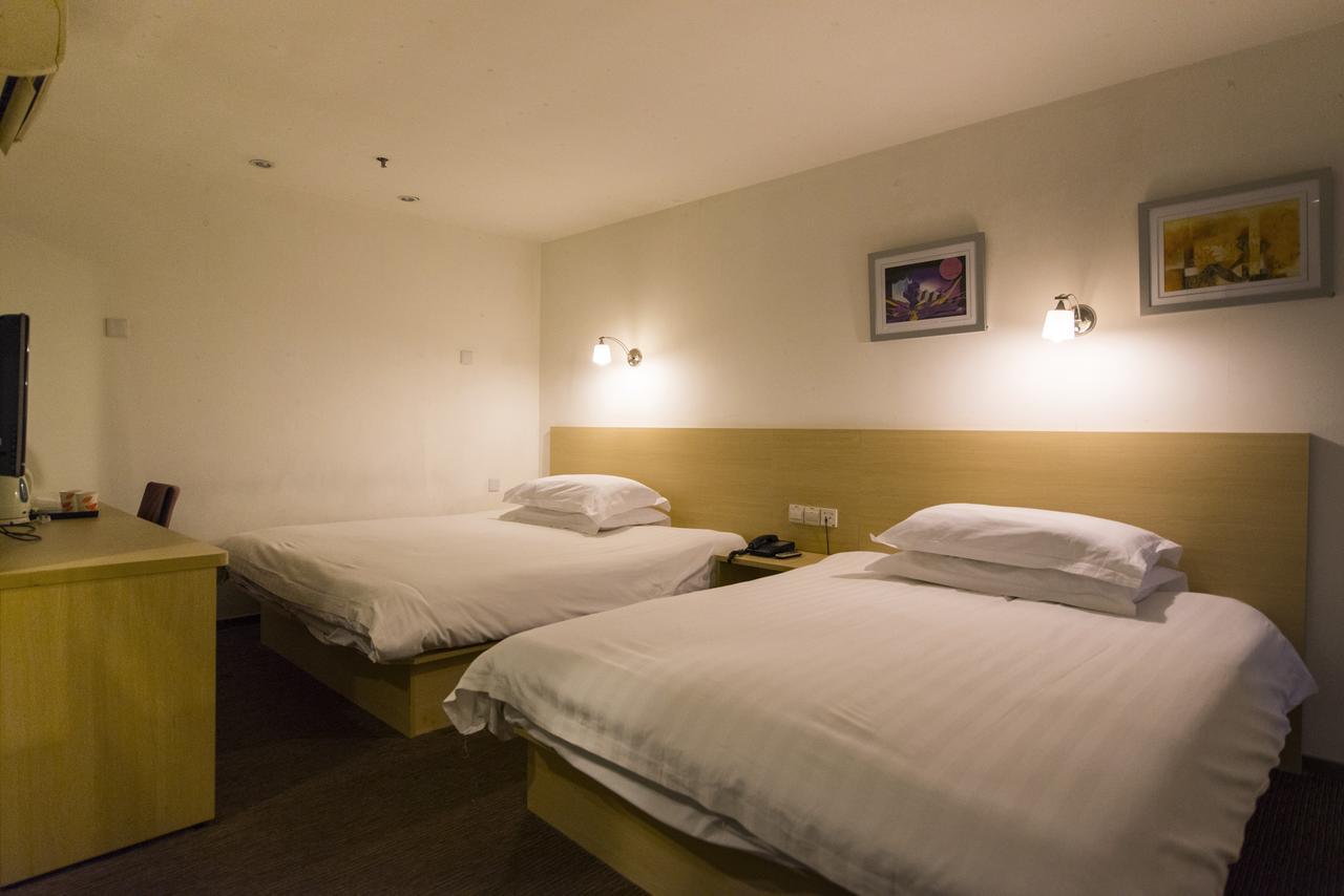 Motel Huzhou Hongqi Road Екстериор снимка